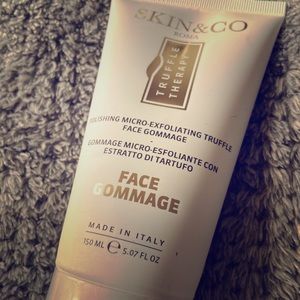 SKIN & Co. ROMA TRUFFLE THERAPY FACE GOMMAGE